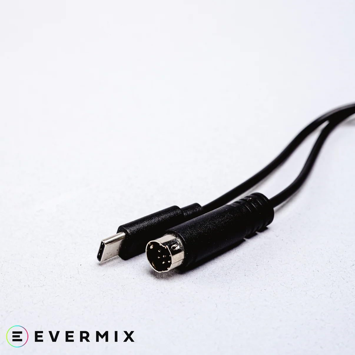 Box 5 Kit (USB C cable and Lightning Cable )