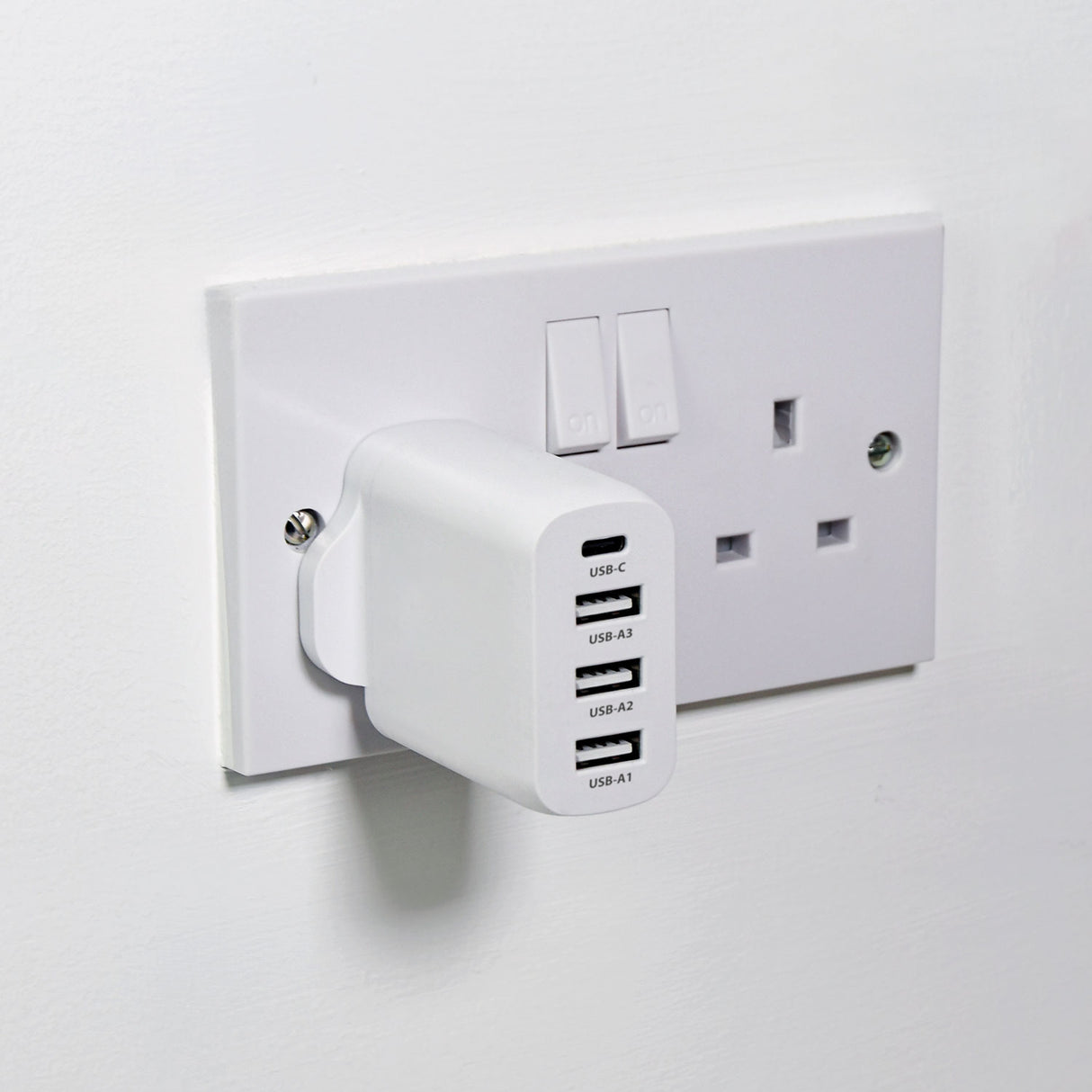 35W 3xUSB-A & USB-C Charger